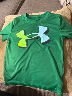 Under Armour Green Tee with Two-Tone Logo
